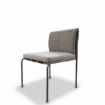 Cadeira assinada BRO em aço carbono