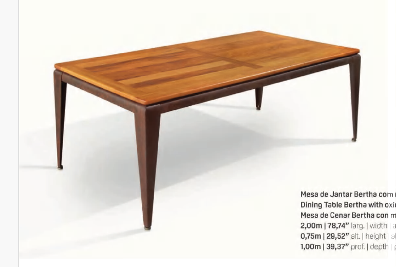 Mesa de jantar Bertha em Ipê Rosa de domolição