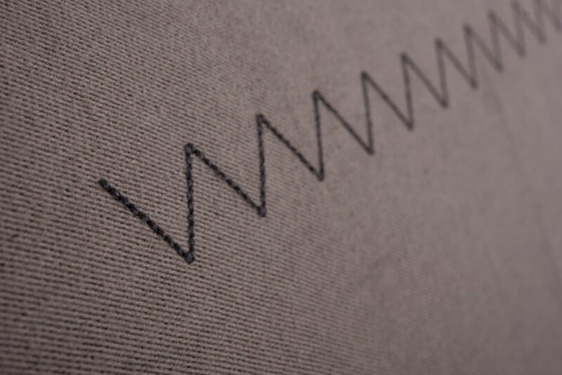 Poltrona Zizag com detalhe em costura zigzag - Imagem 6