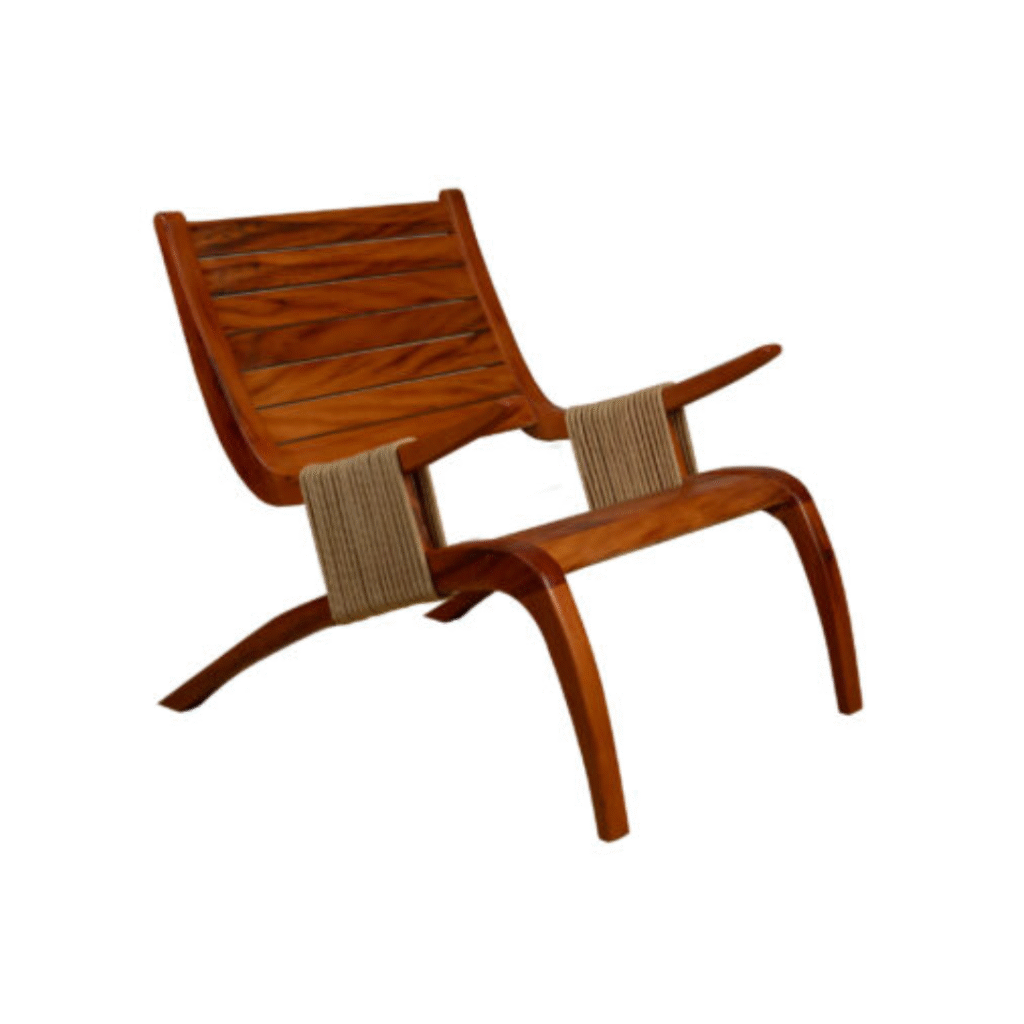 Poltrona Mantiqueira em Peroba Rosa de demolição